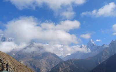 Do You Need a Guide for Everest Base Camp Trek?